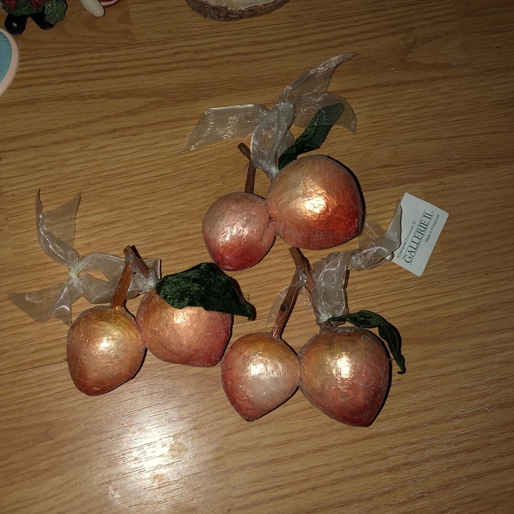 3 Peaches Christmas Ornaments